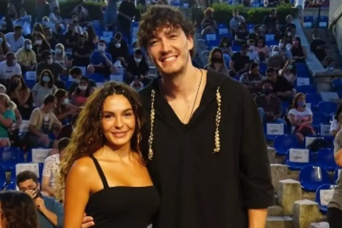 Ebru Şahin ve Cedi Osman’dan aşk pozları