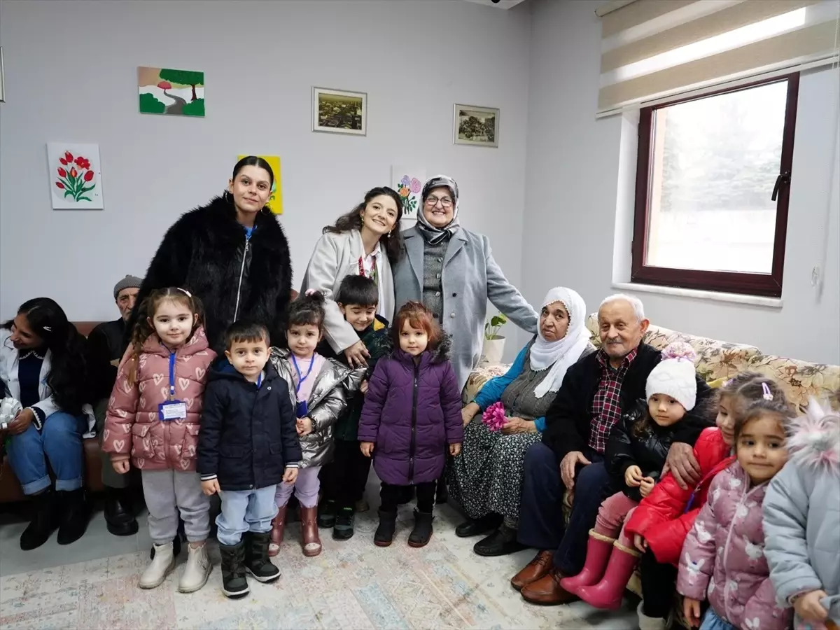 Kreş Öğrencilerinden Anlamlı Ziyaret